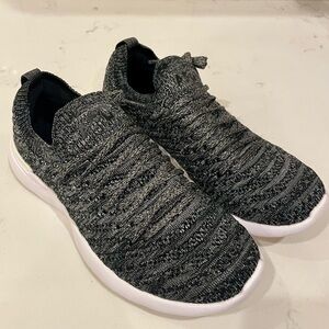 APL TechLoom Wave Women’s Size 6.5